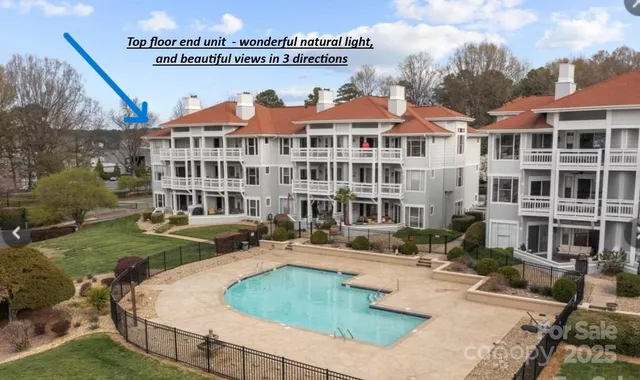 $393,700 | 17919 Kings Point Drive, Unit C, Cornelius, NC 28031