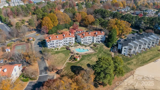 $393,700 | 17919 Kings Point Drive, Unit C, Cornelius, NC 28031