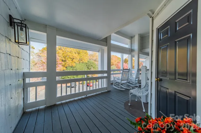 $393,700 | 17919 Kings Point Drive, Unit C, Cornelius, NC 28031