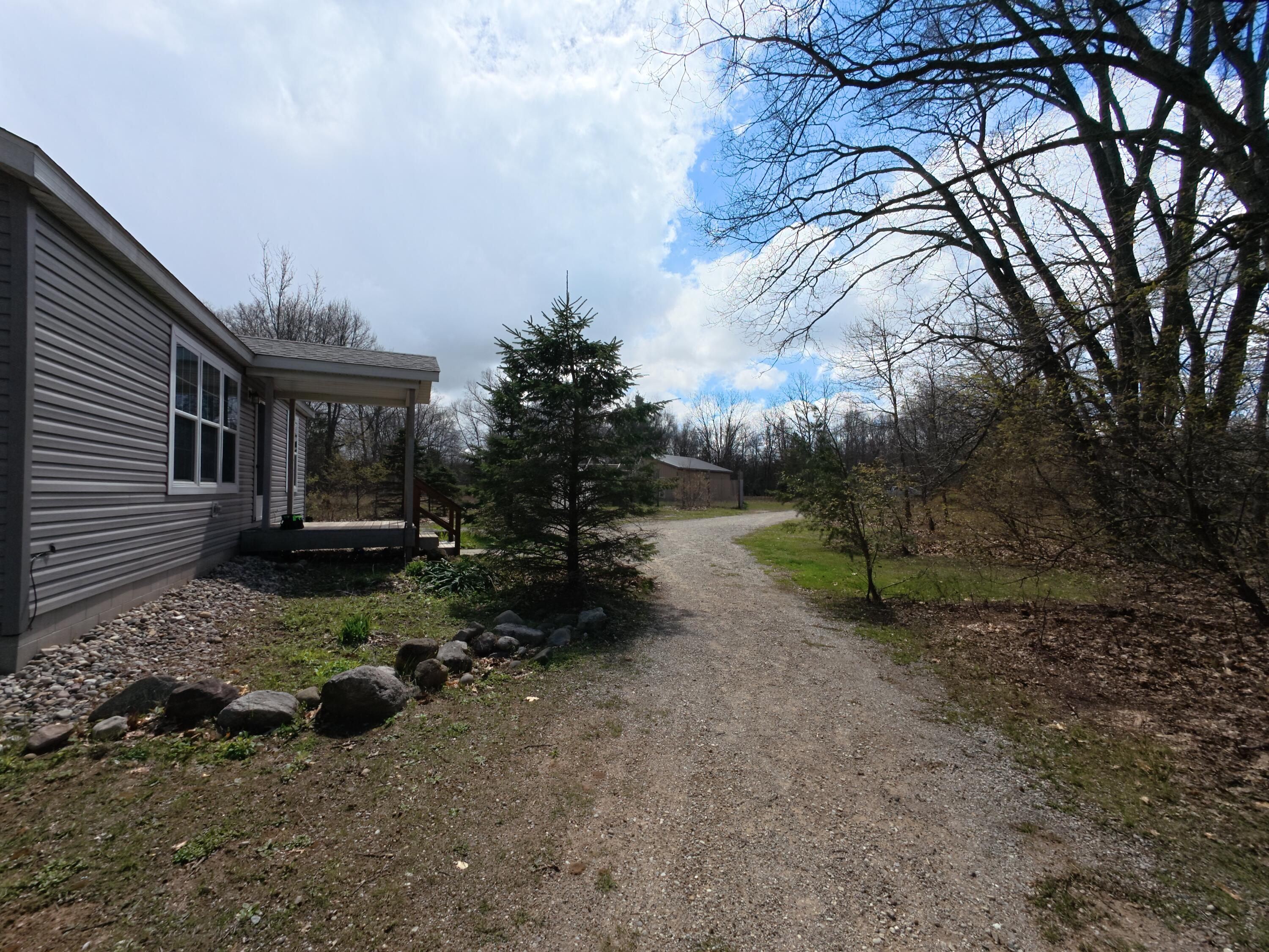 19543 Connelly Road Wellston, MI 49689 - Photo 27 of 74 19543 Connelly Road