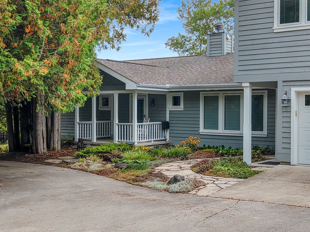 1674 Helmholz Road Sturgeon Bay, WI 54235 - Photo 7 of 56