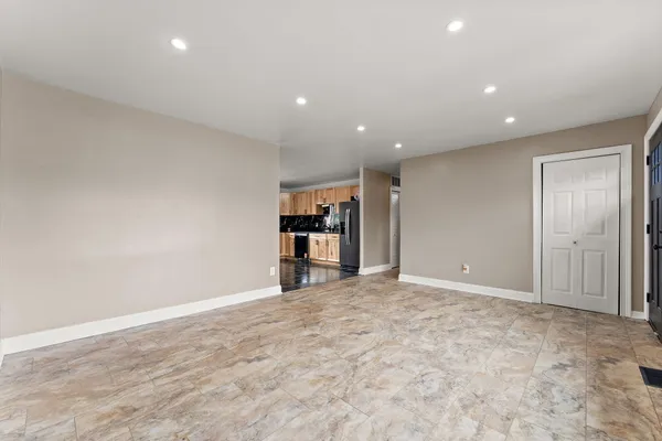 $255,000 | 611 Old Forge Road, Valparaiso, IN 46385