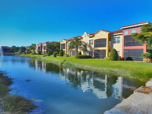 $5,500 | 8565 Via Garibaldi Circle, Unit 203, Estero, FL 33928