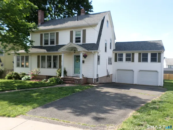 $399,900 | 241 Henry Street, Manchester, CT 06042