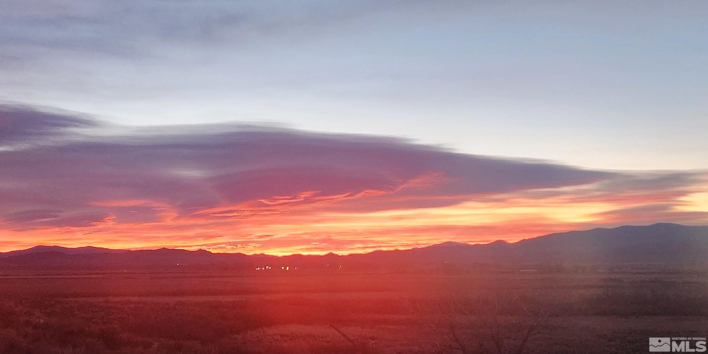 253 Artist View Road Wellington, NV 89444 - Photo 5 of 20 a view of an ocean