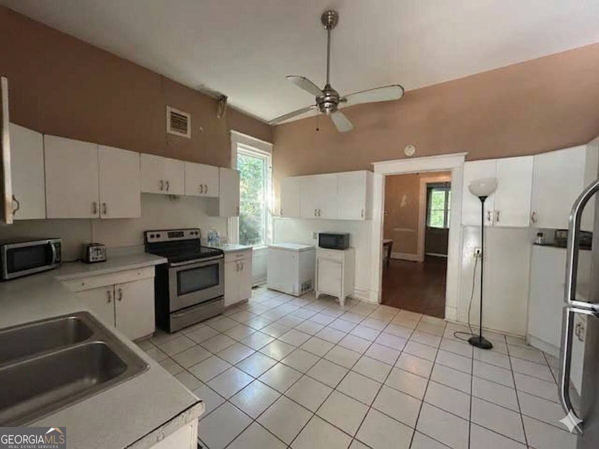 306 Ramsey Street Dublin, GA 31021 - Photo 7 of 13