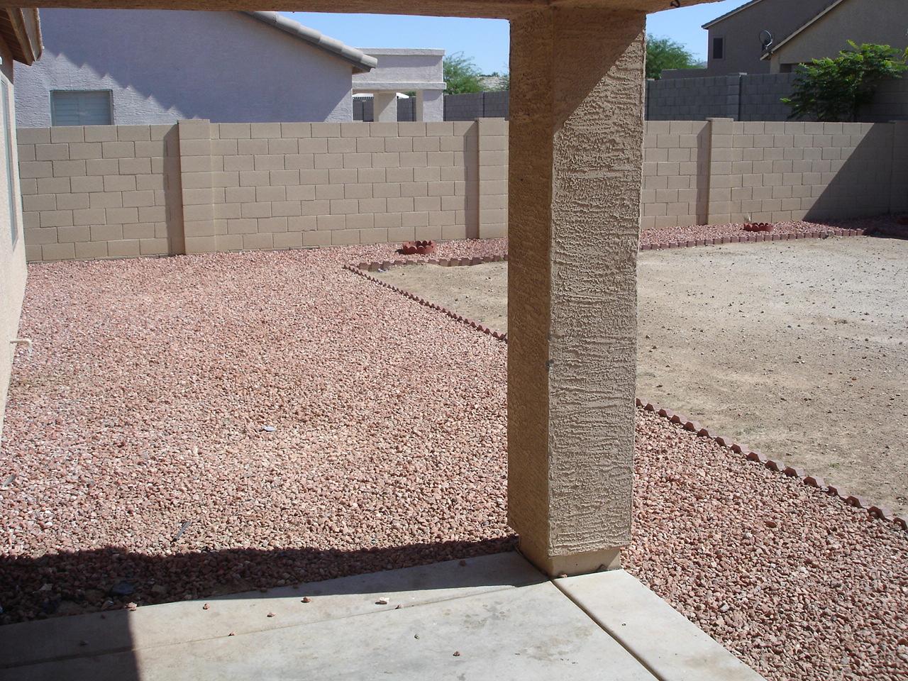 1113 West Maldonado Road Phoenix, AZ 85041 - Photo 6 of 10 back yard