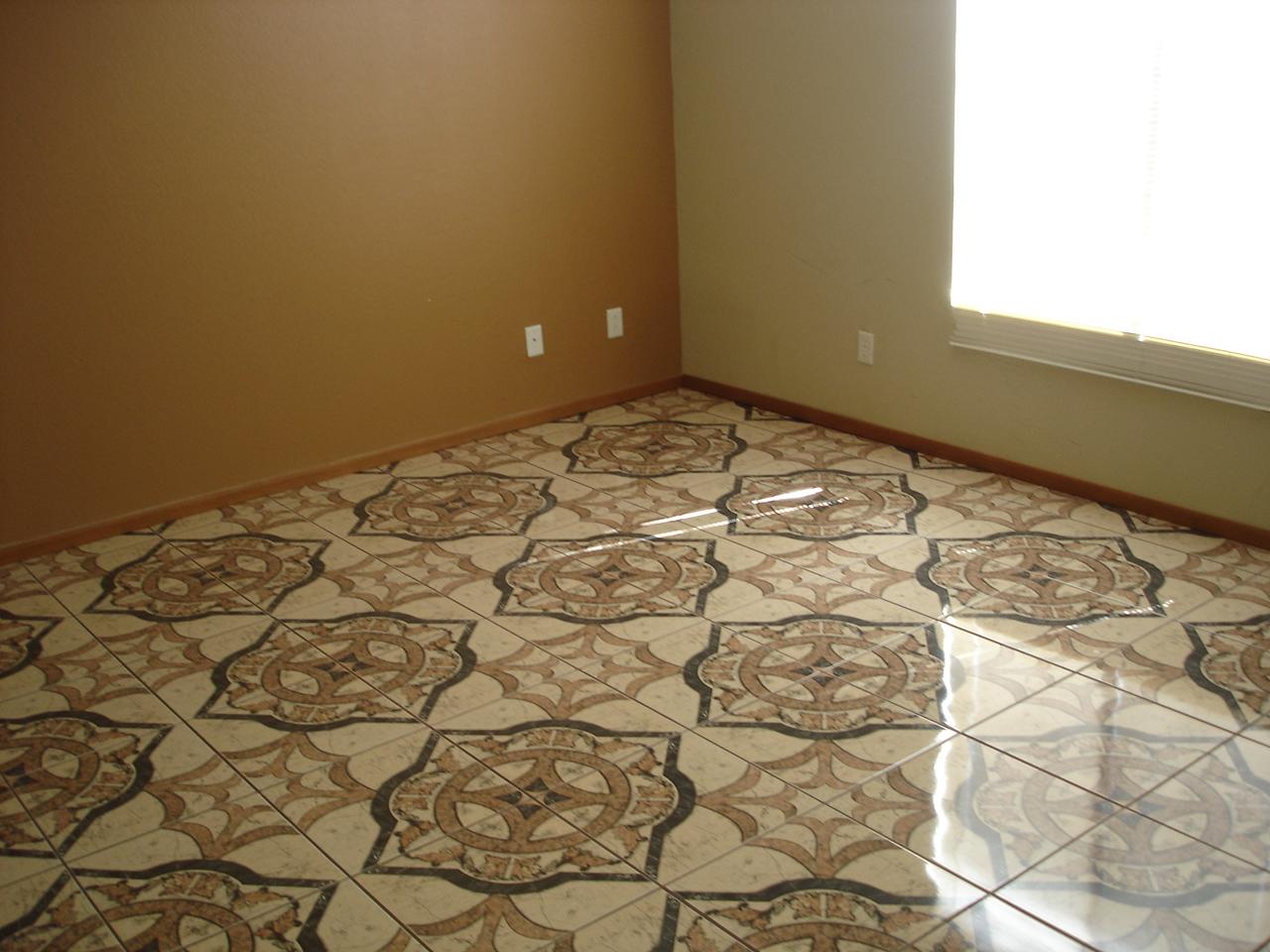 1113 West Maldonado Road Phoenix, AZ 85041 - Photo 8 of 10 Master bedroom