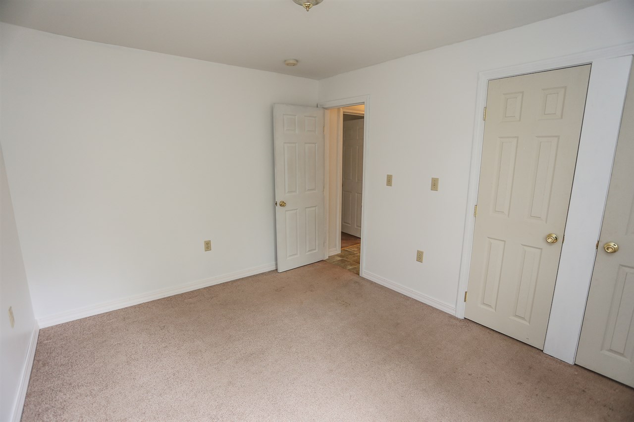426 Fremont Road Chester, NH 03036 - Photo 13 of 21