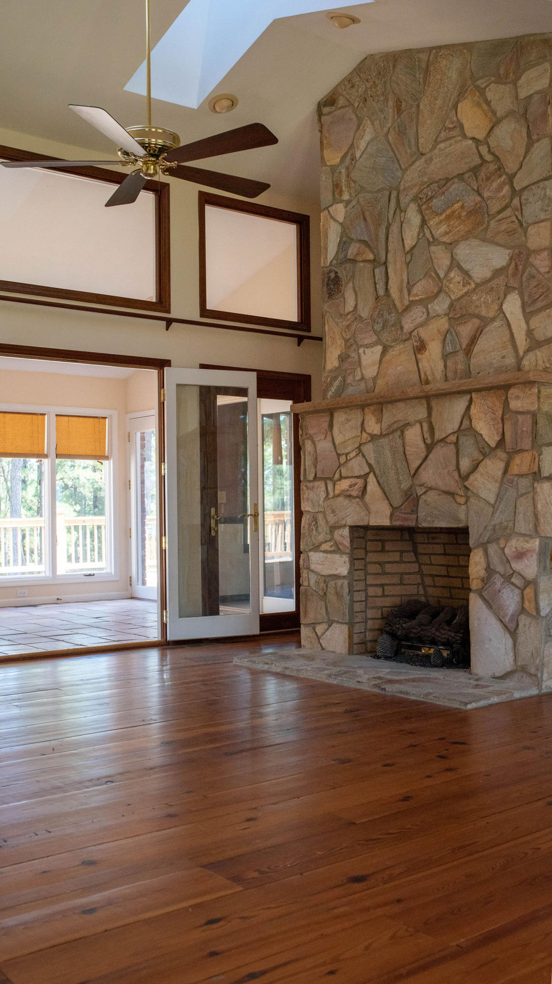 5308 McCall Road Rincon, GA 31326 - Photo 5 of 35 Vaulted ceilings & skylights