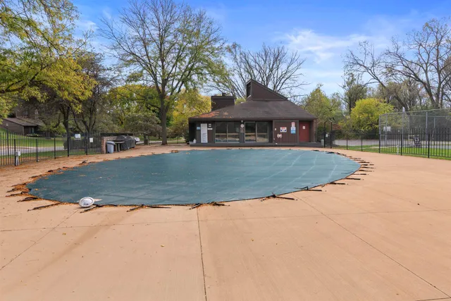 $285,900 | 3114 Creekview Drive, Unit 3, Middleton, WI 53562