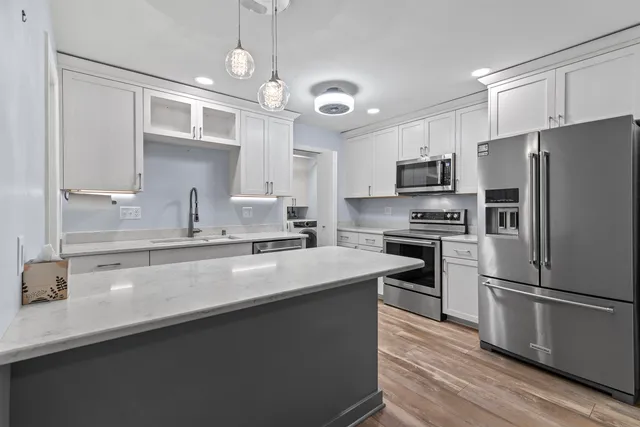 $285,900 | 3114 Creekview Drive, Unit 3, Middleton, WI 53562