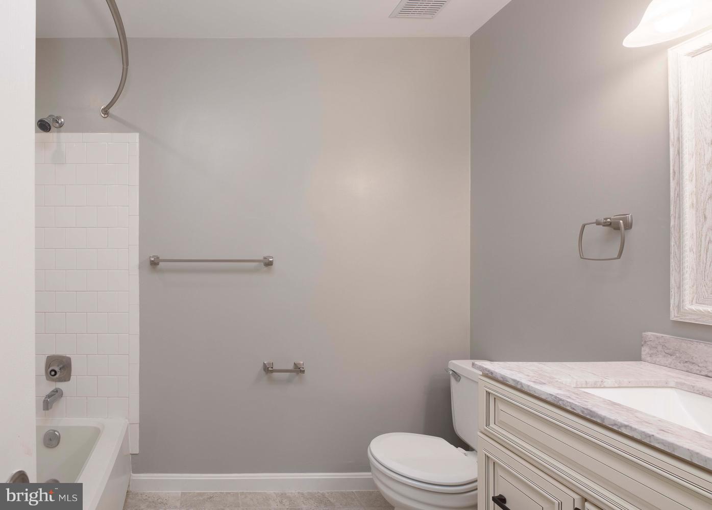 2901 Marsala Court Woodbridge, VA 22192 - Photo 13 of 30 Updated upstairs full bathroom
