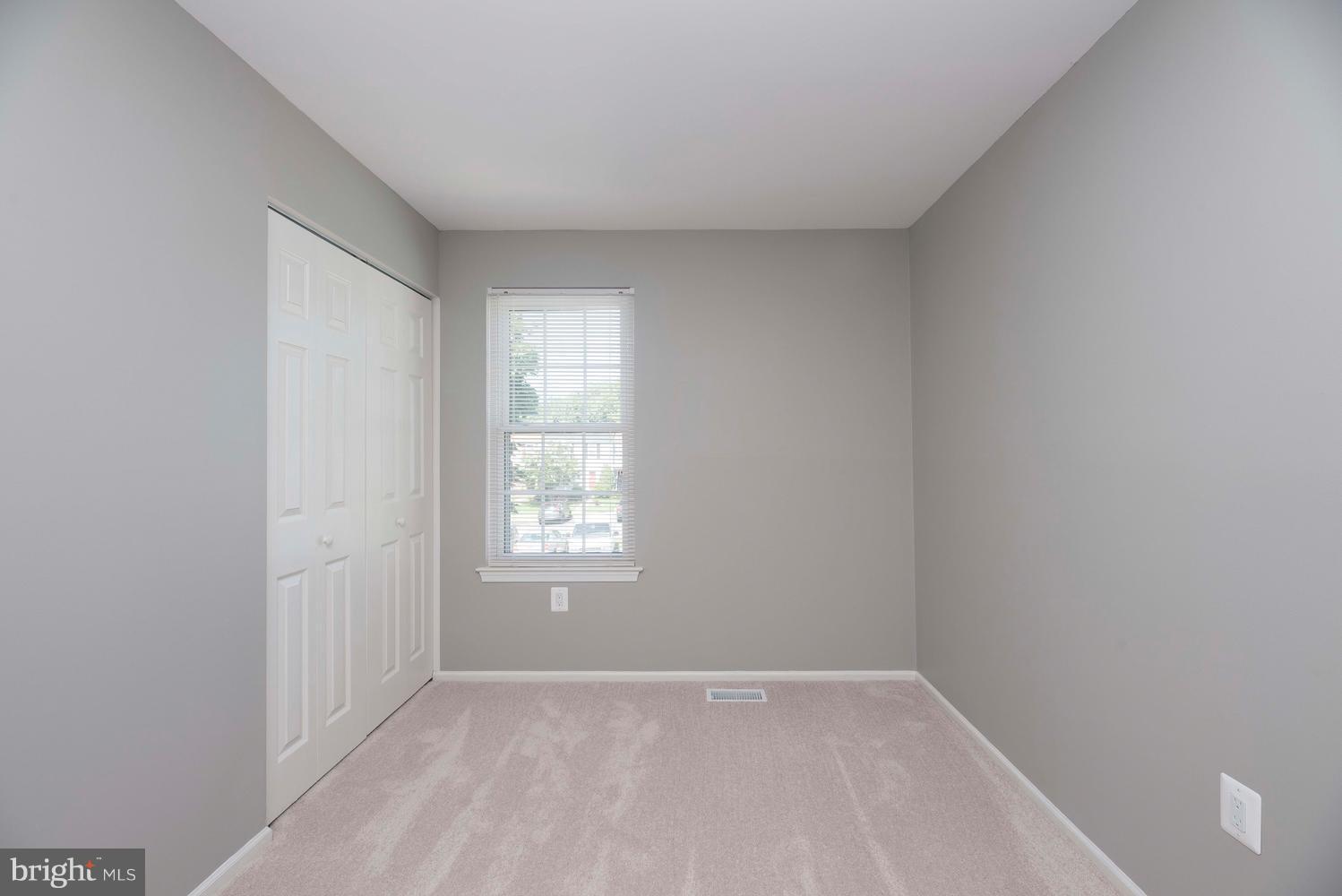 2901 Marsala Court Woodbridge, VA 22192 - Photo 14 of 30 Upstairs Bedroom #2 with new carpet and paint