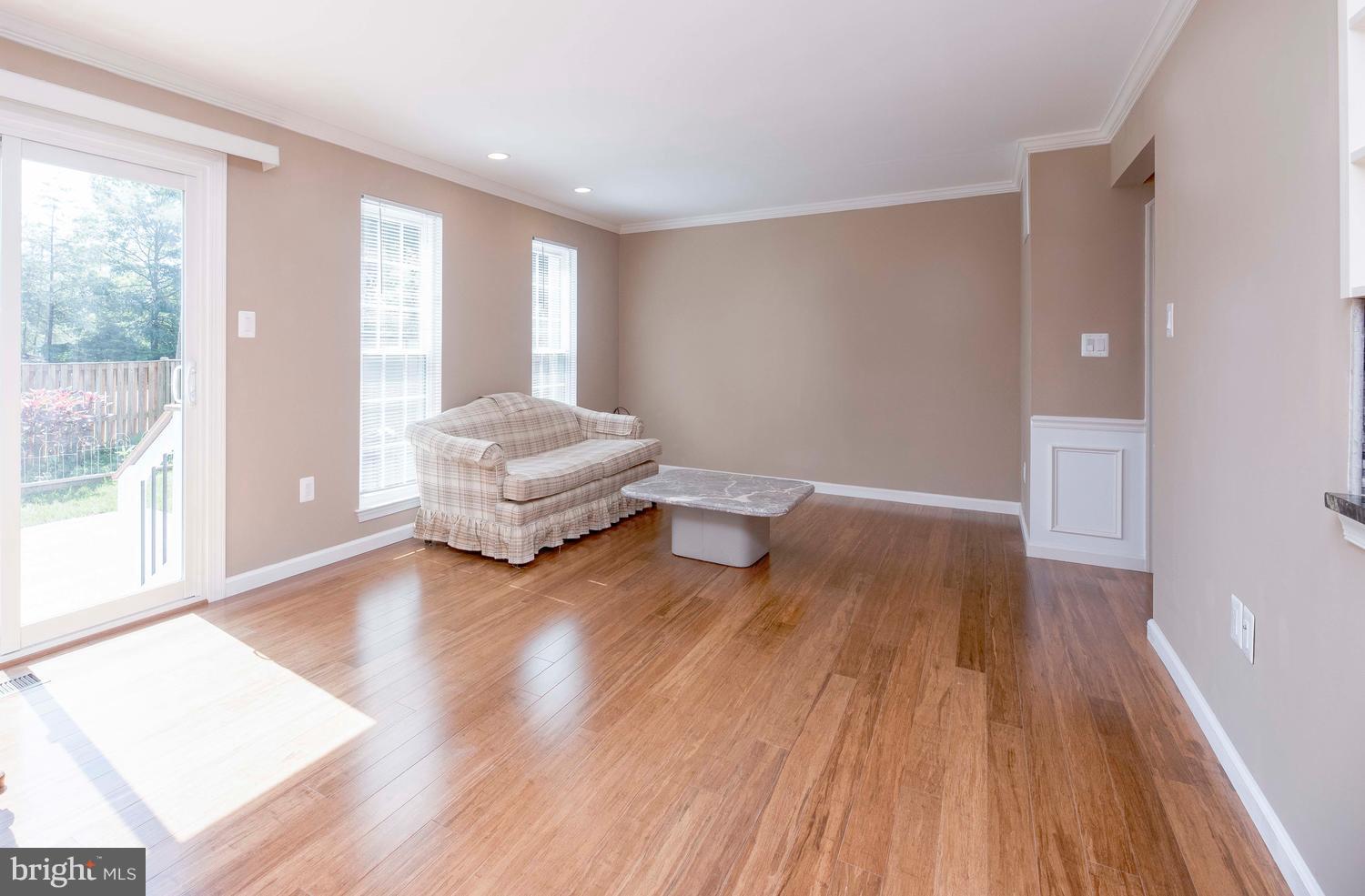 2901 Marsala Court Woodbridge, VA 22192 - Photo 7 of 30 New Hardwood floors, Recessed Lights, Paint