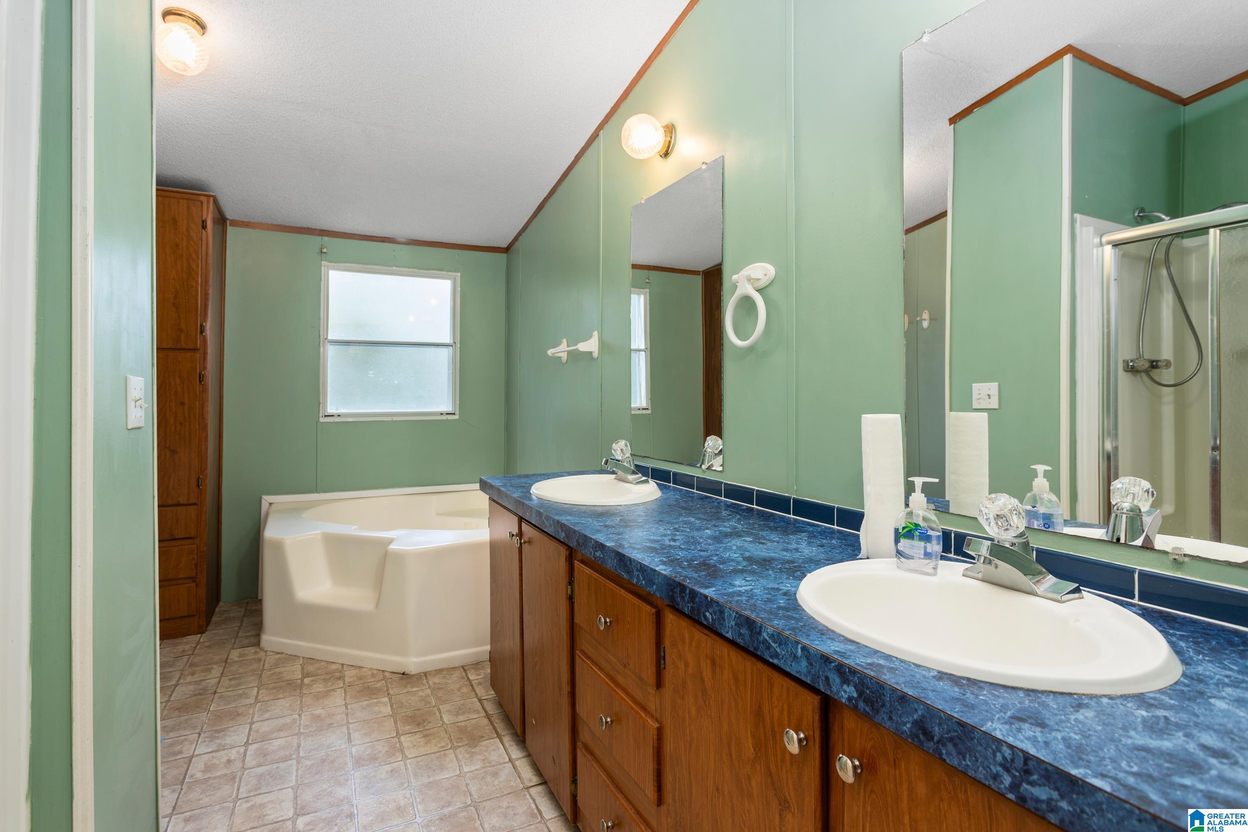 139 Colvard Drive Ohatchee, AL 36271 - Photo 22 of 34