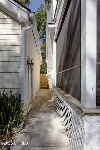 $642,500 | 60 Old Sawmill Drive, Bluffton, SC 29910