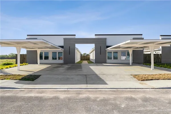 $1,380 | 1301 North Aryana Avenue, Unit 2, Edinburg, TX 78542