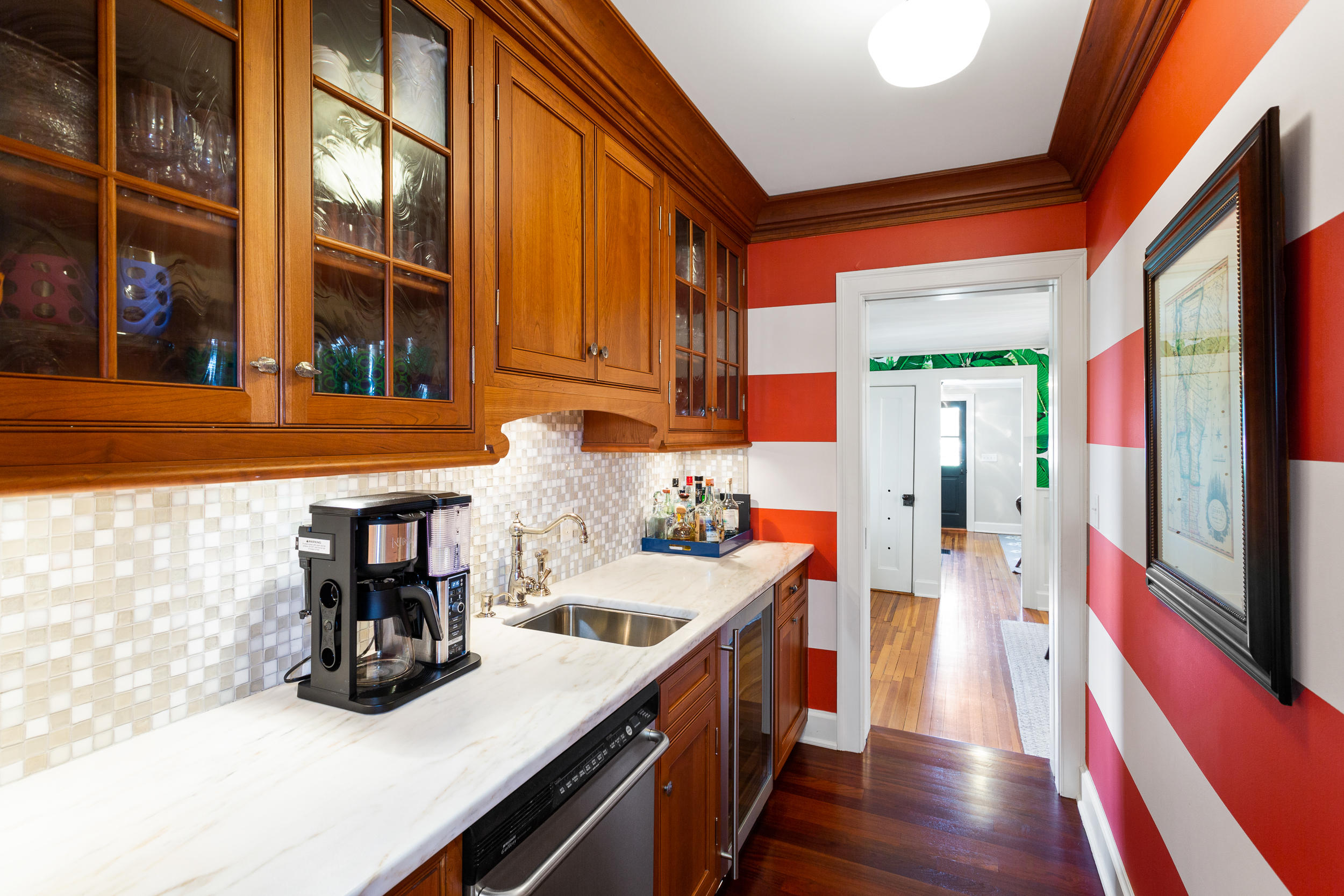 136 Pear Tree Point Road Darien, CT 06820 - Photo 18 of 56 136 Pear Tree Point Rd , Darien, CT-38