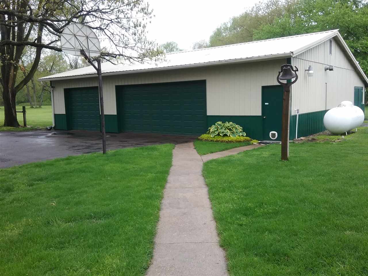 17659 Apple Road Bourbon, IN 46504 - Photo 7 of 25 Gallery Image 7