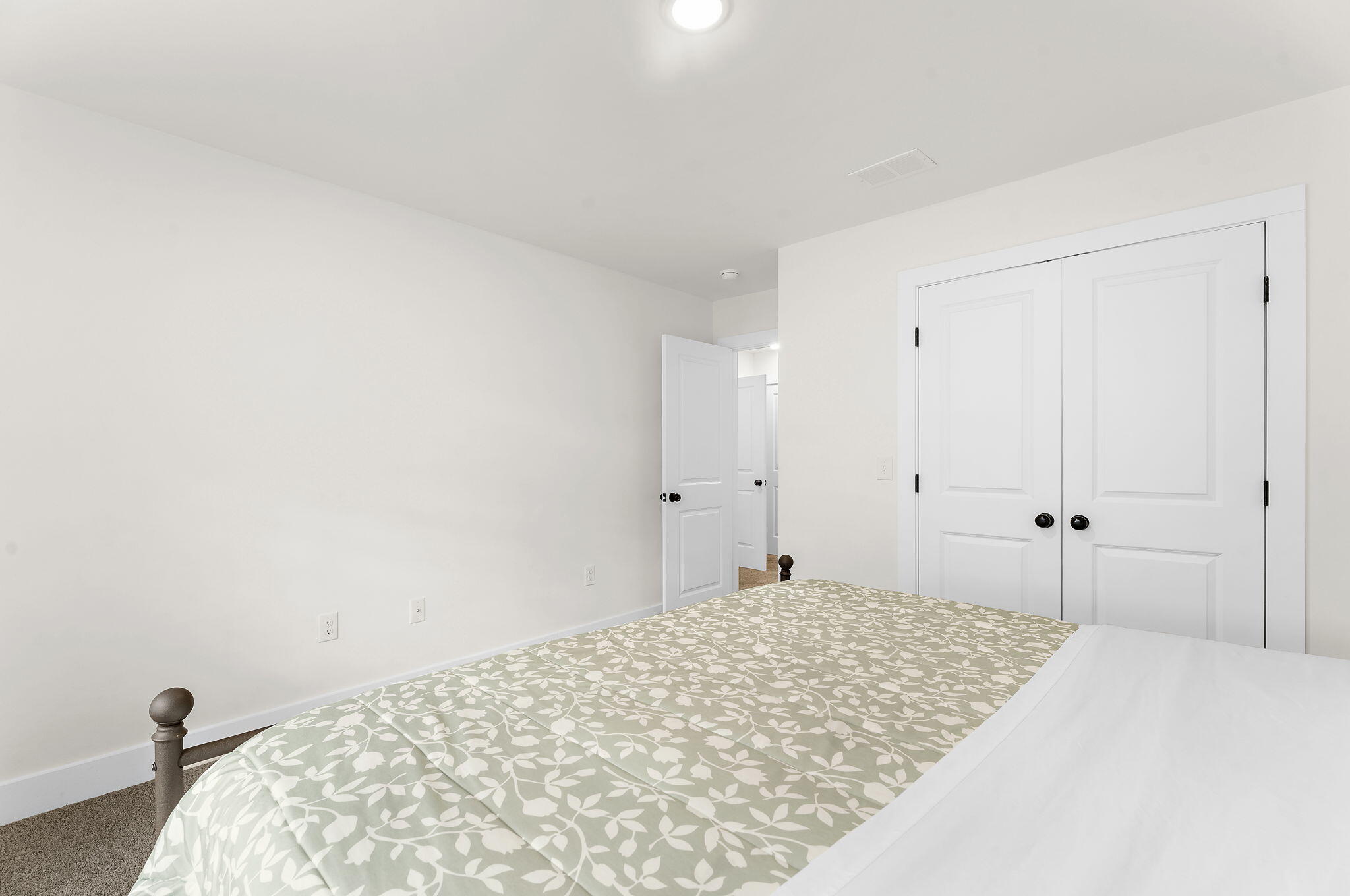 5742 Salvo Street, Unit 2 Hanahan, SC 29410 - Photo 31 of 34 32-web-or-mls-DSC09087