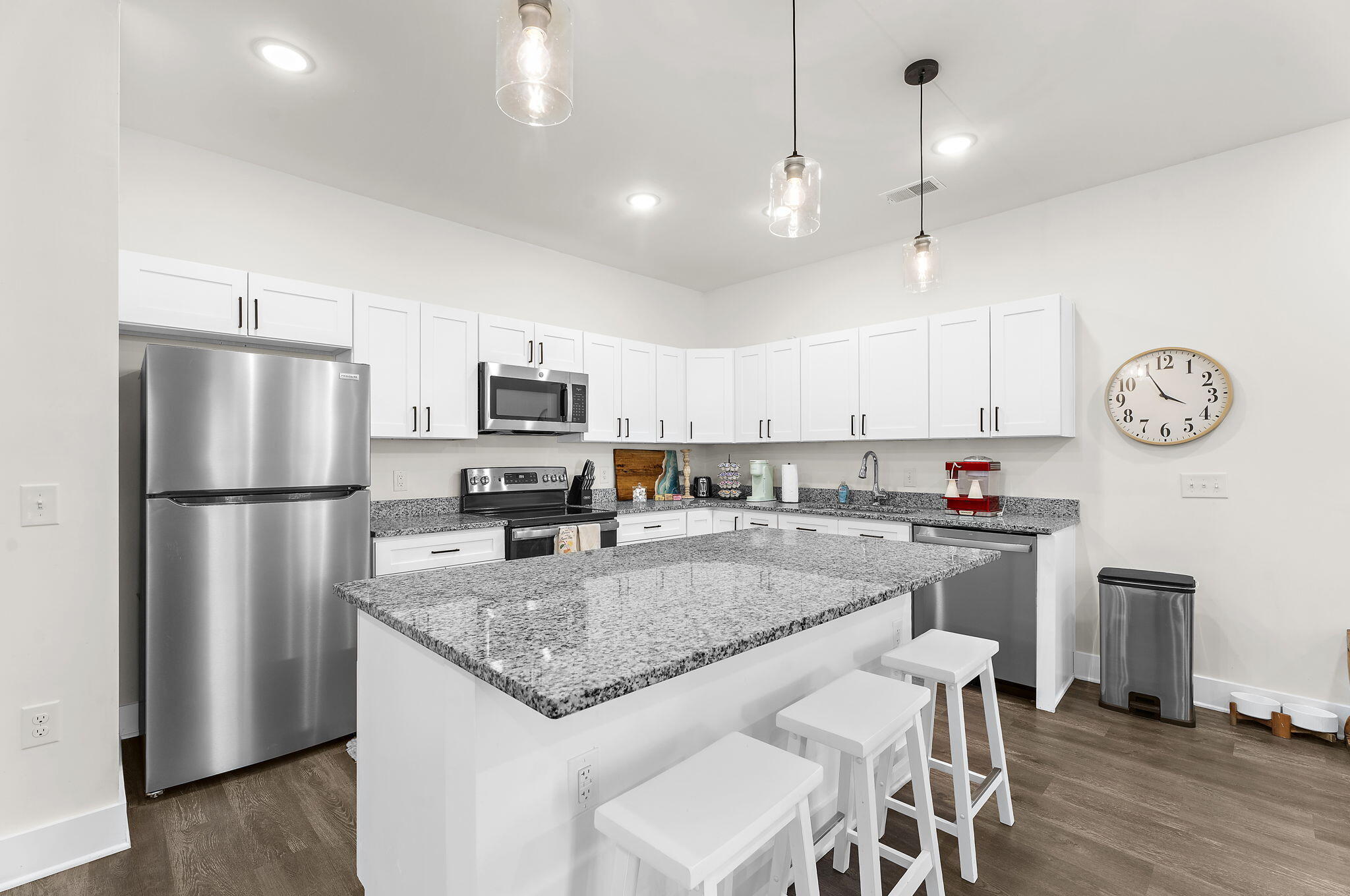 5742 Salvo Street, Unit 2 Hanahan, SC 29410 - Photo 10 of 34 11-web-or-mls-DSC08977