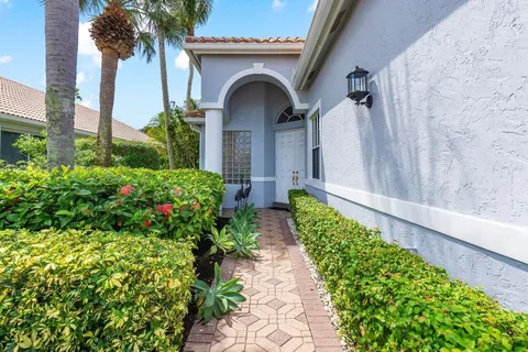 $935,000 | 9056 Long Lake Palm Drive, Boca Raton, FL 33496