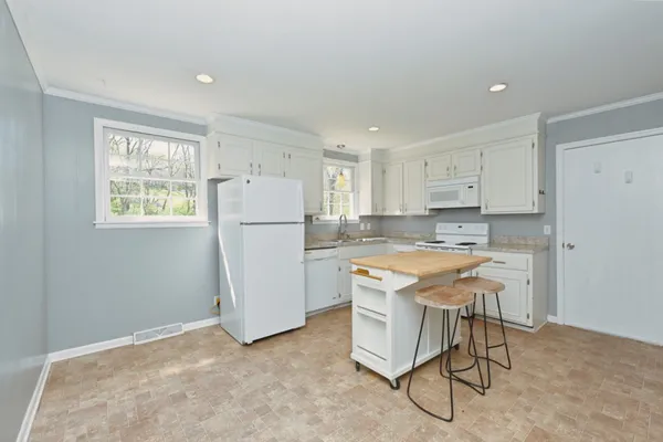 $1,750 | 7635 Charlotte Pike, Unit A, Nashville, TN 37209