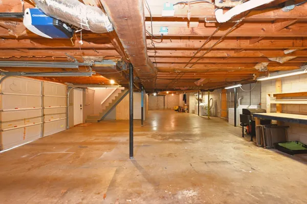 $1,750 | 7635 Charlotte Pike, Unit A, Nashville, TN 37209