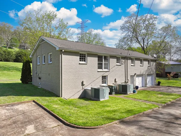 $1,750 | 7635 Charlotte Pike, Unit A, Nashville, TN 37209
