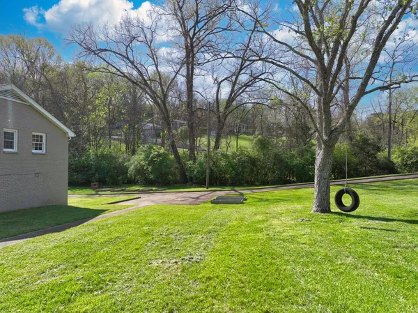 $1,750 | 7635 Charlotte Pike, Unit A, Nashville, TN 37209