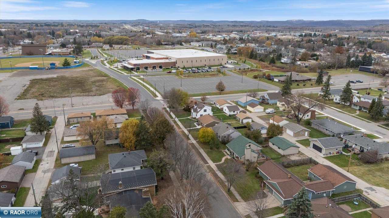 813 6th Street South Virginia, MN 55792 - Photo 6 of 44