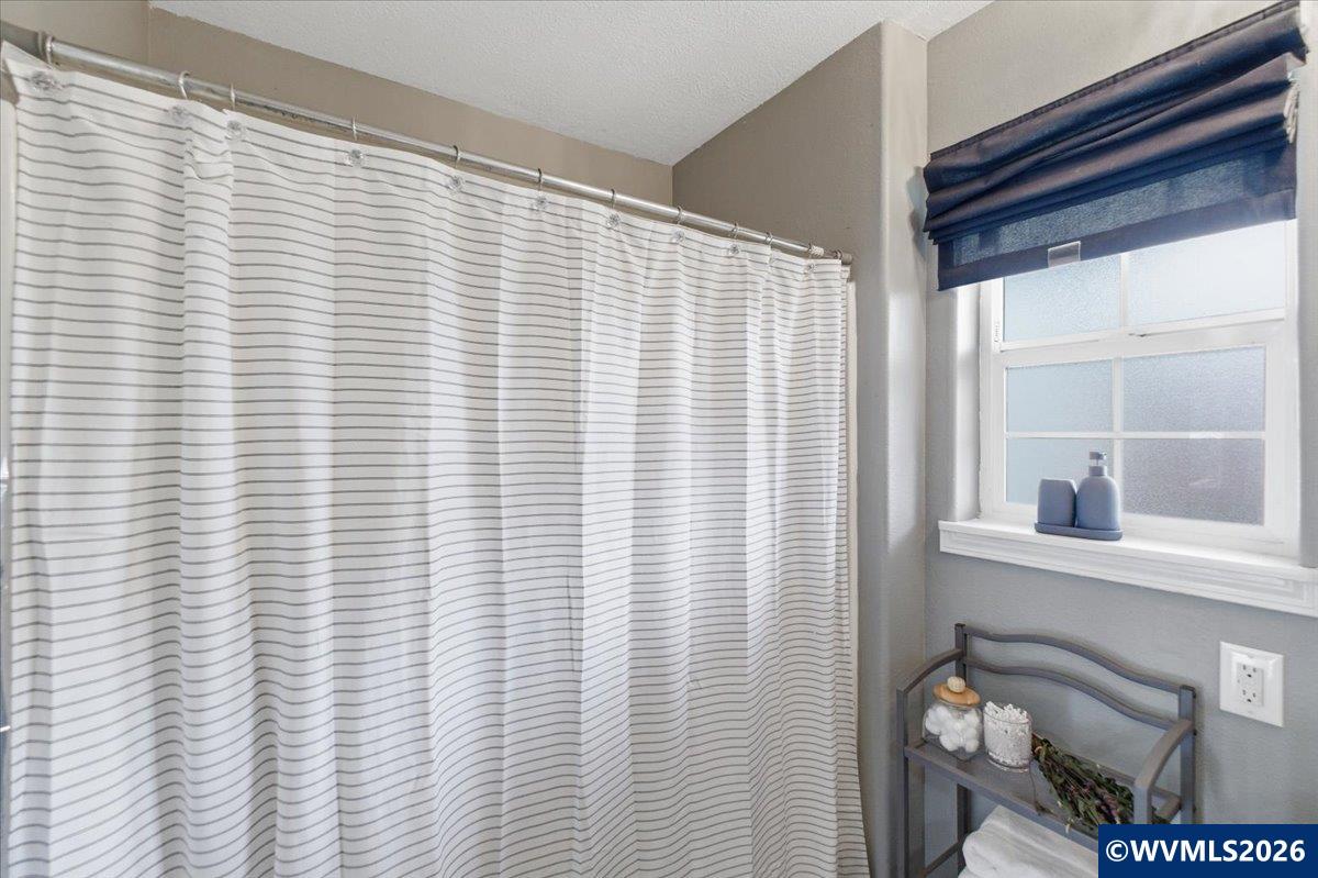 1789 Southwest Boxwood Lane Dallas, OR 97338 - Photo 25 of 50 Gallery Image 25