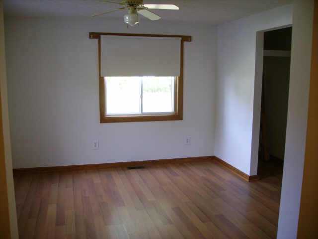 564 Cedarwood Road Columbus, OH 43207 - Photo 5 of 7 Gallery Image 5