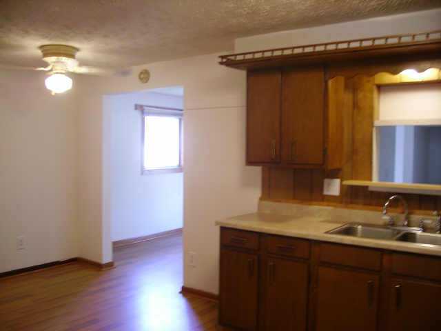 564 Cedarwood Road Columbus, OH 43207 - Photo 6 of 7 Gallery Image 6