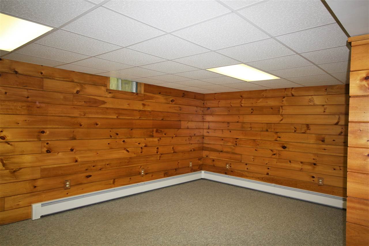 406 Deerfield Road Allenstown, NH 03275 - Photo 35 of 40 Gallery Image 35