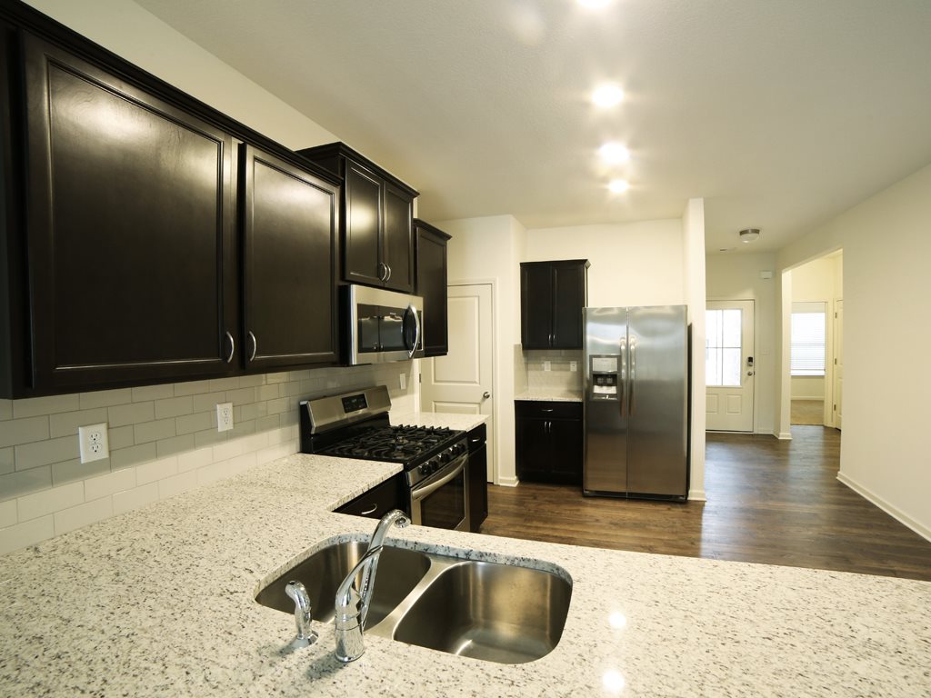 5367 Crossfield Road Memphis, TN 38109 - Photo 8 of 15