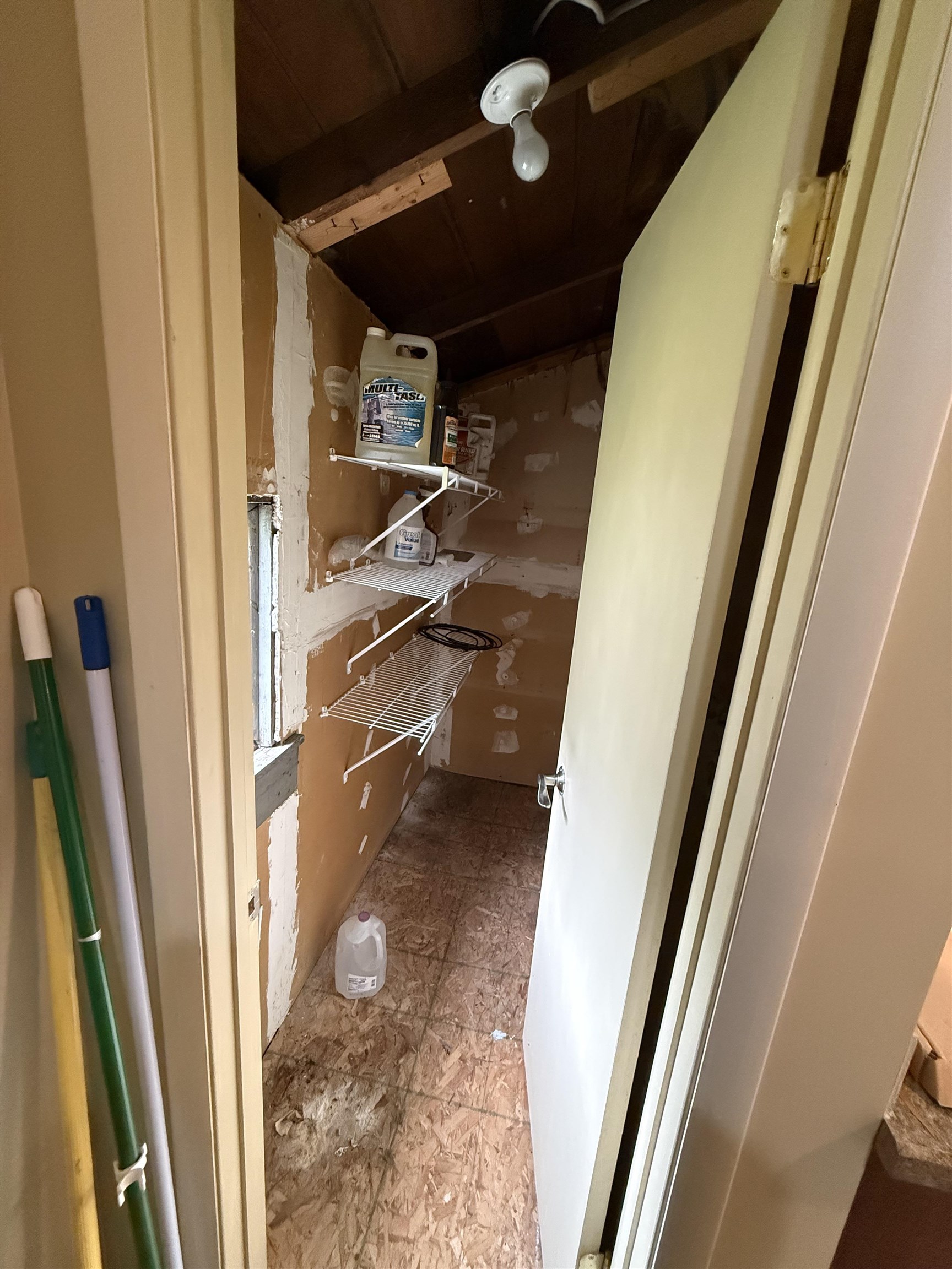 414 North Maple Street Ithaca, MI 48847 - Photo 28 of 39 1947335-18657559-b718-4e6b-9cfd-5edde9d1fb08.JPG