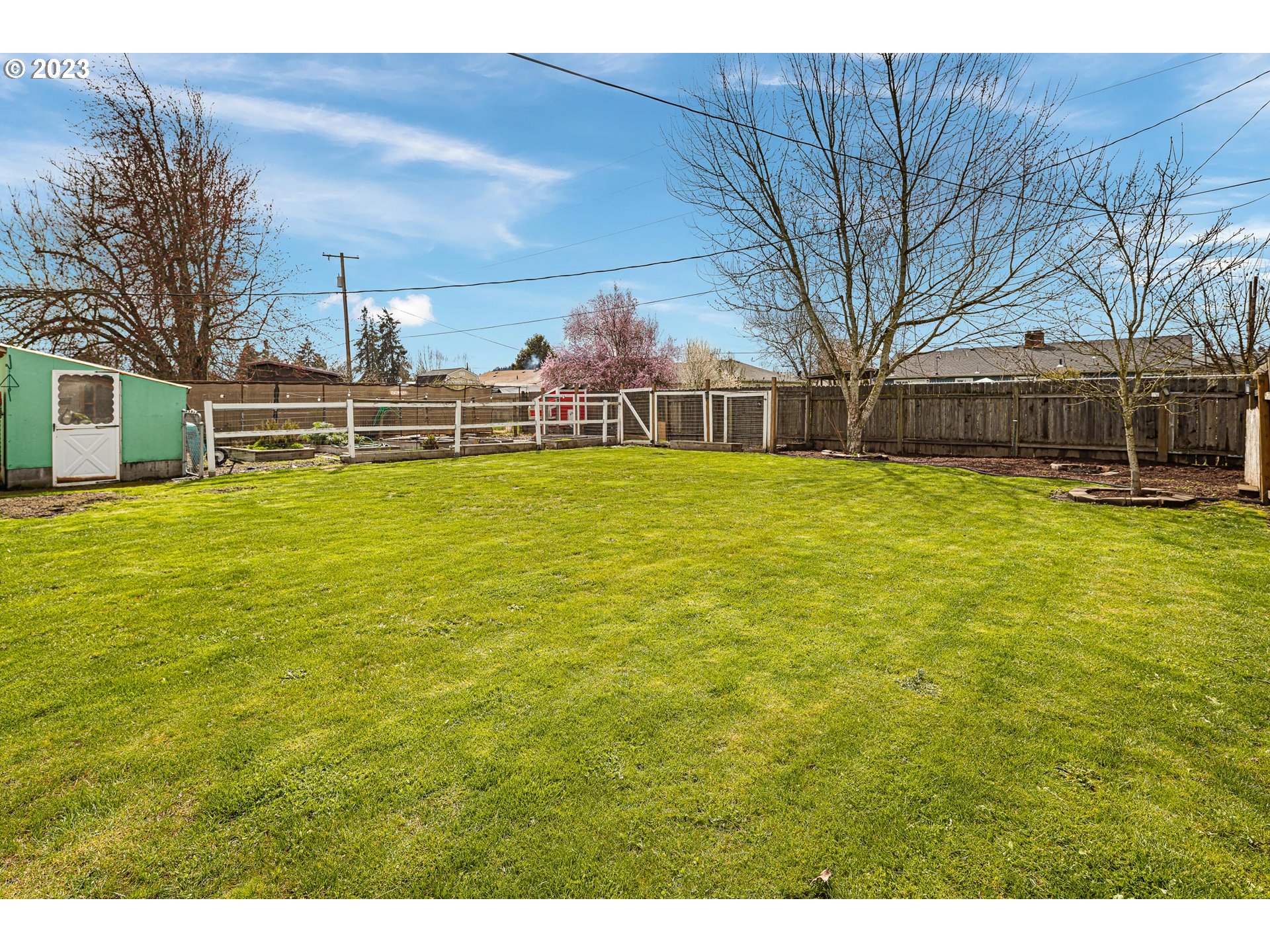 584 33rd Street Springfield, OR 97478 - Photo 30 of 32