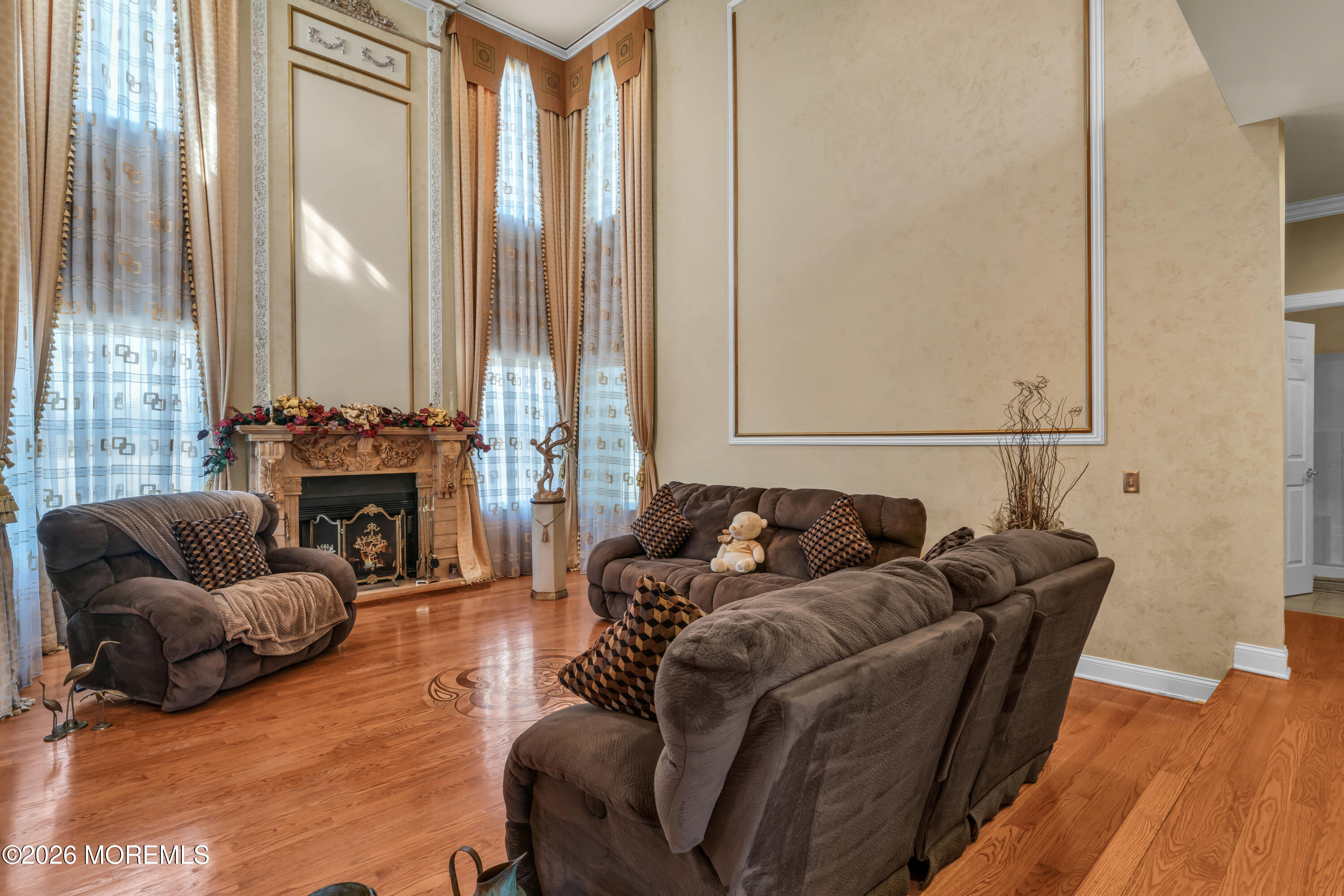 60 Yellow Meetinghouse Road Cream Ridge, NJ 08514 - Photo 16 of 59 a living room with furniture and a large window