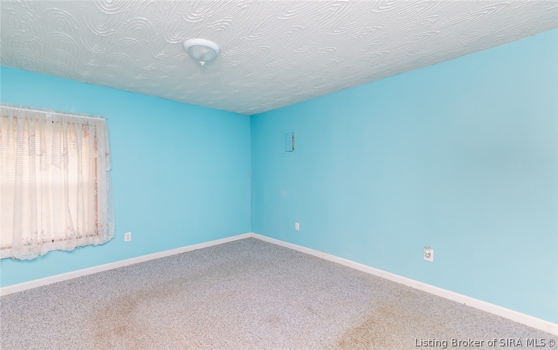 386 South High Street Austin, IN 47102 - Photo 26 of 37 Gallery Image 26