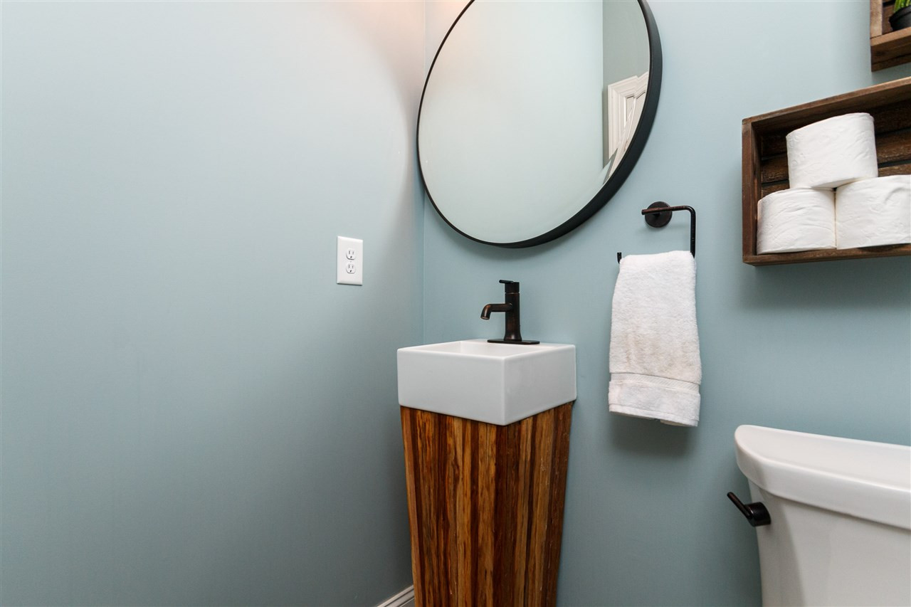 1827 Arlington Street Raleigh, NC 27608 - Photo 12 of 30 Half Bath