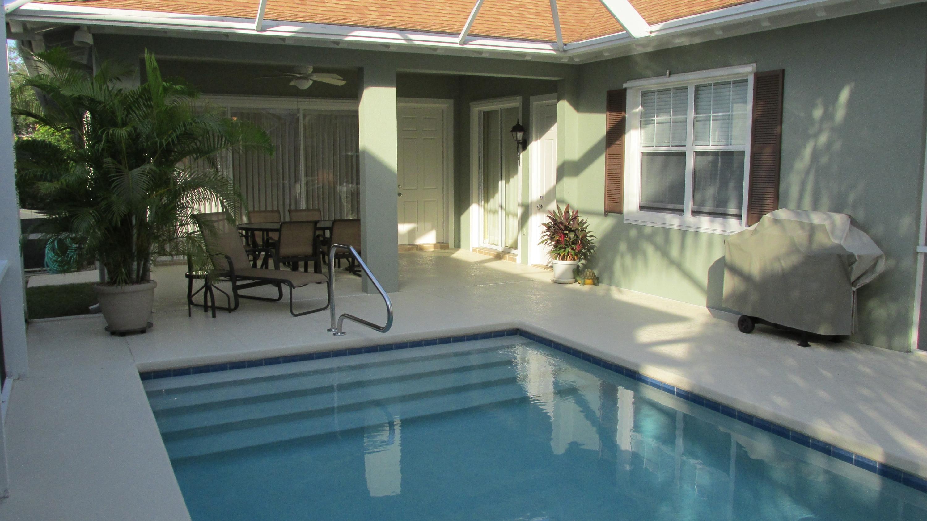 116 St Pierre Way Jupiter, FL 33458 - Photo 21 of 26 Pool / Lanai