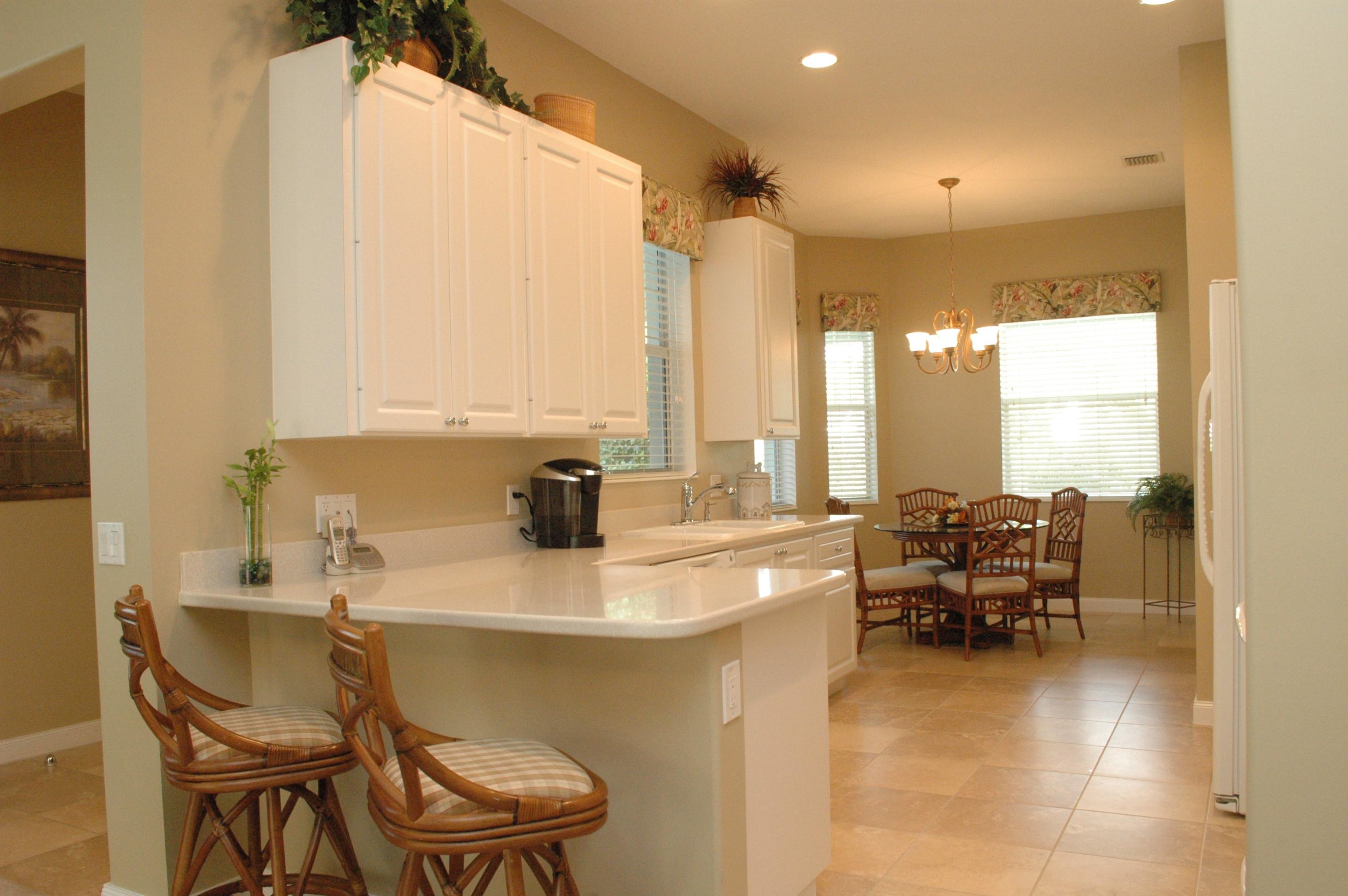 116 St Pierre Way Jupiter, FL 33458 - Photo 9 of 26 Kitchen