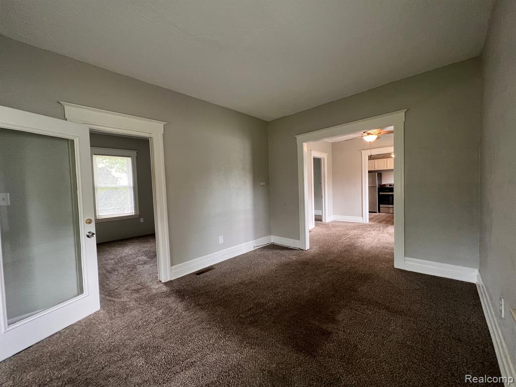 3531 Orchard Lake Road West Bloomfield, MI 48324 - Photo 6 of 12