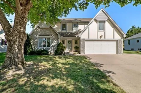 $450,000 | 10702 West 49th Place, Shawnee, KS 66203