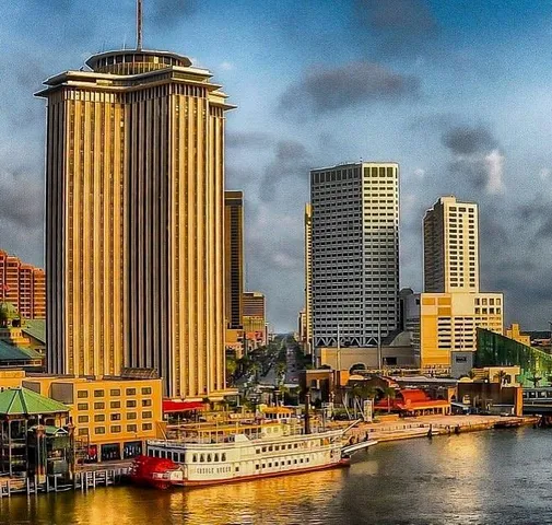 $6,500 | 2 Canal Street, Unit 2209, New Orleans, LA 70130