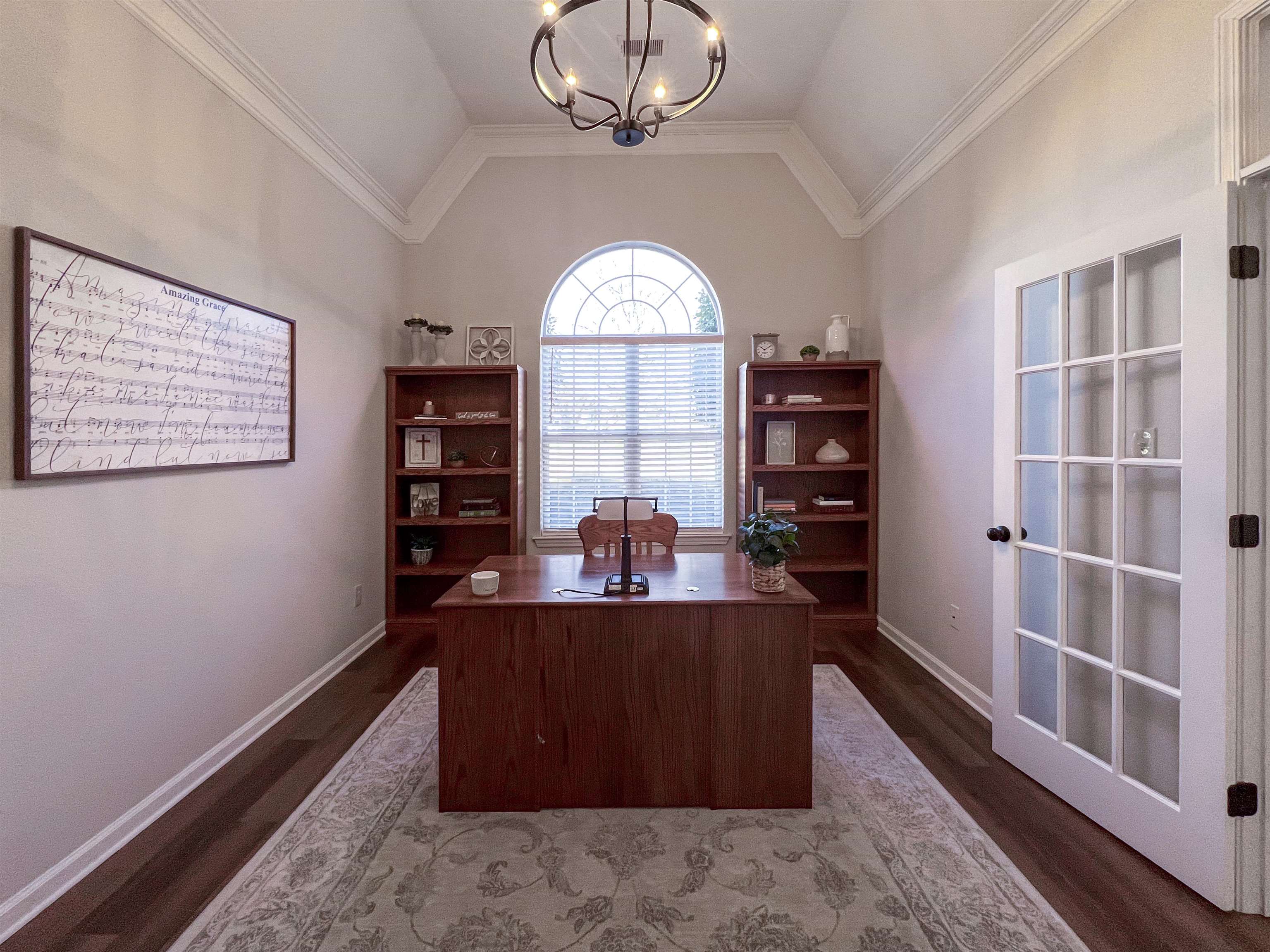 503 Old Collierville-arlin Road Collierville, TN 38017 - Photo 17 of 37 a view of a livingroom with furniture