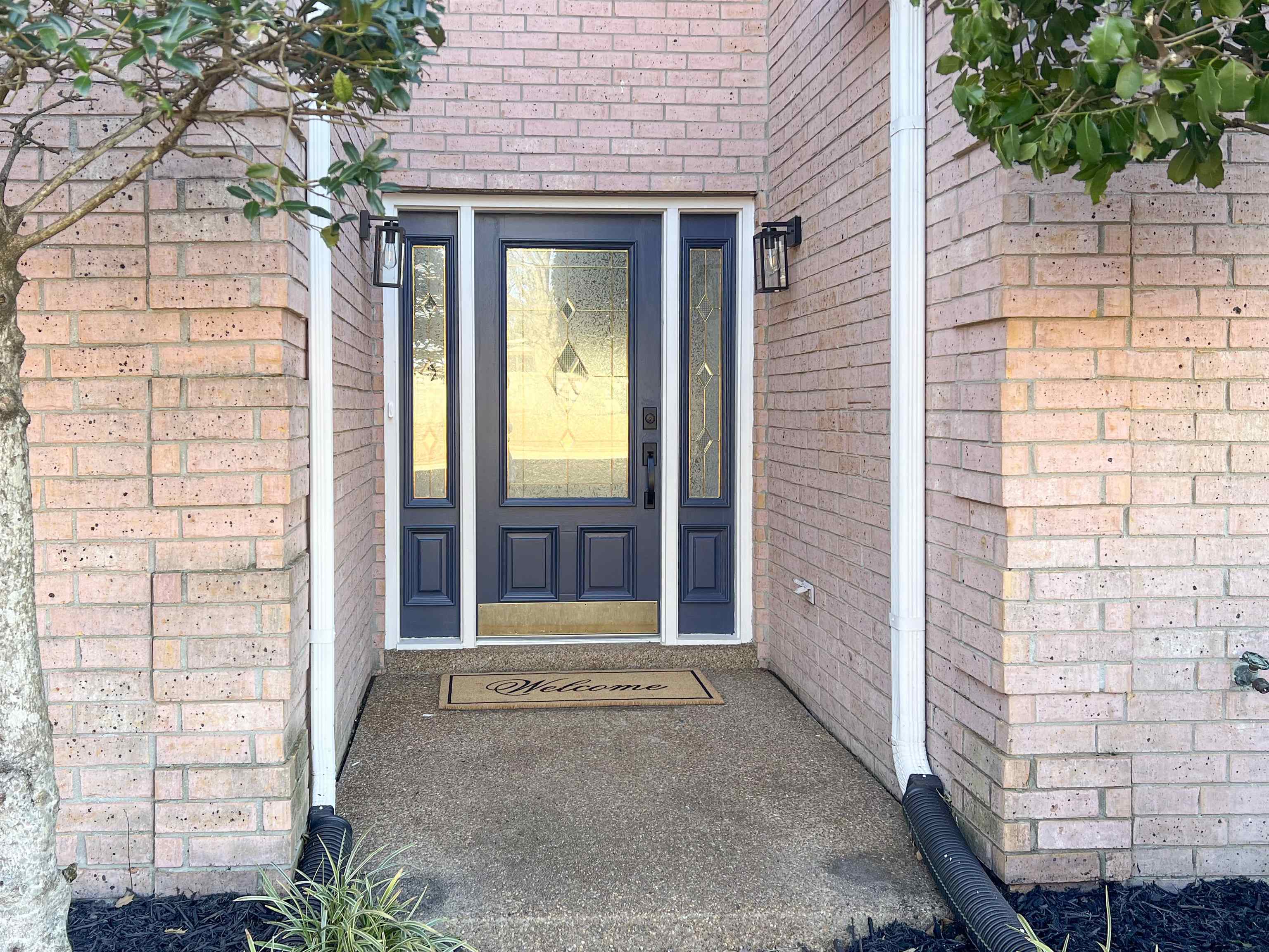 503 Old Collierville-arlin Road Collierville, TN 38017 - Photo 3 of 37 a view of front door of house with a yard