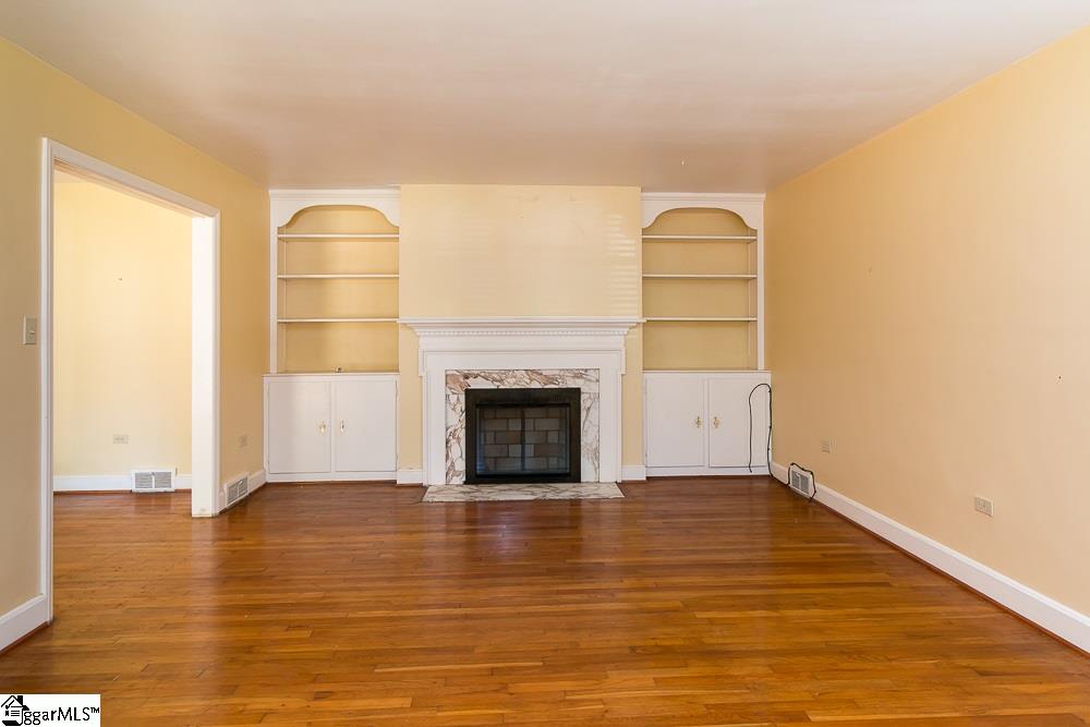 401 Spruce Street Clinton, SC 29325 - Photo 3 of 16 Gallery Image 3